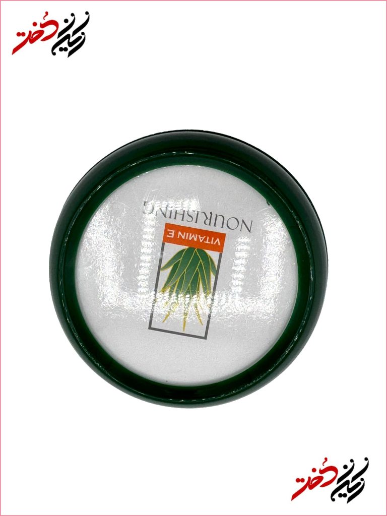 نمای درب کرم مرطوب‌کننده آلوئه‌ورا M با طراحی سبز