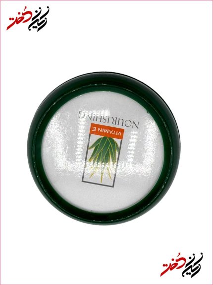 نمای درب کرم مرطوب‌کننده آلوئه‌ورا M با طراحی سبز