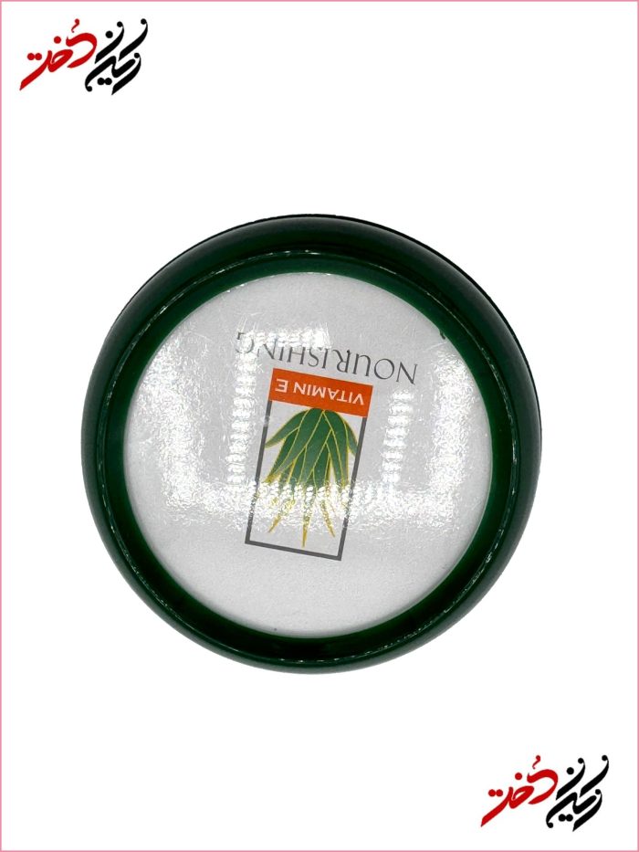 نمای درب کرم مرطوب‌کننده آلوئه‌ورا M با طراحی سبز