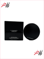 پودر فشرده مک Mineralize Skinfinish Natural رنگ Light نمای بسته‌بندی و بسته